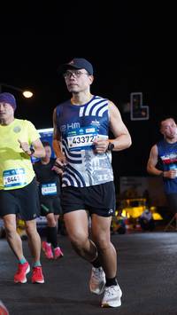 BIB: 8441, 43372
                            <button type="button" onclick="openModal(23066608)" class="btn btn-primary btn-sm float-right btn-popup" data-toggle="modal" data-target=".modal-high-quality">
                        <i class="fas fa-shopping-cart"></i> Add to Cart
                    </button>
                                            <button type="button" onclick="isThisMe(23066608, true)" class="btn btn-success btn-sm float-right btn-popup btn-isme hidden" data-toggle="tooltip" data-placement="bottom" title="นี่คือรูปของคุณใช่ไหม คลิกที่นี่เพื่อเอาเข้าอัลบั้ม">
                        <i class="fas fa-plus"></i> Add to album
                    </button>
                    <button type="button" onclick="isThisMe(23066608, false)" class="btn btn-warning btn-sm float-right btn-popup btn-isnotme hidden">
                        <i class="fas fa-ban"></i> Remove from album
                    </button>